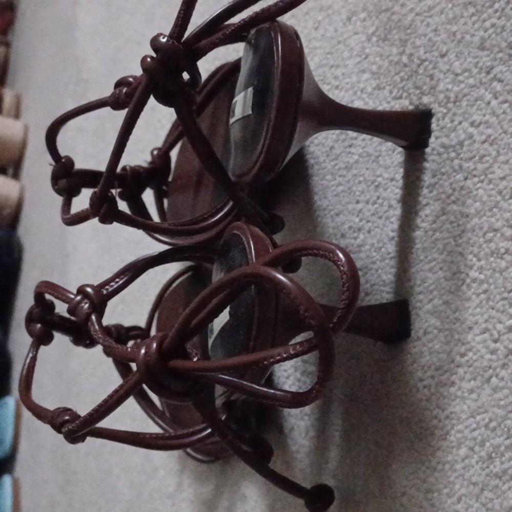 SANDALS - Picture 2 of 3